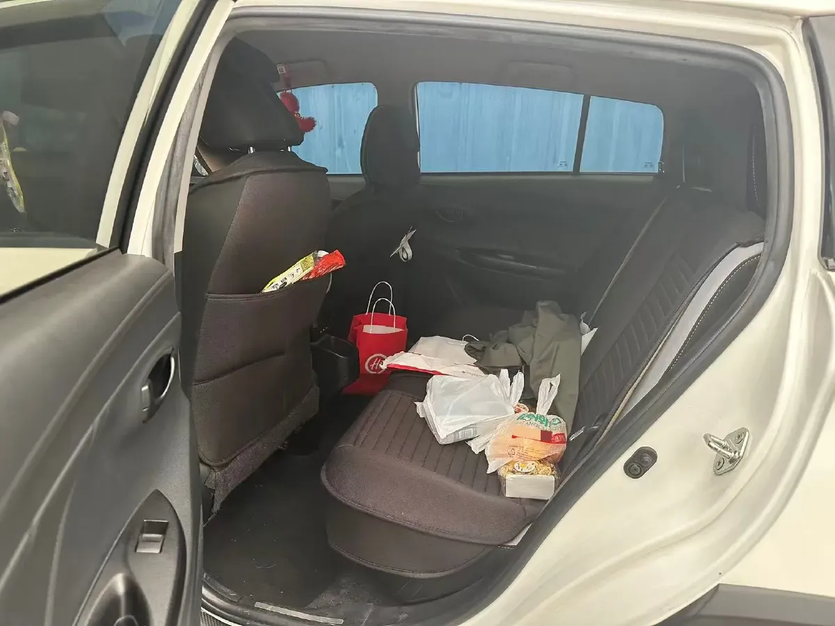 2020 Toyota Yaris L 1.5L 110HP L4 CVT,autocango,china used car exporter,china ev exporter,chinese used car exporter,chinese used ev exporter