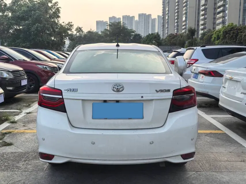 2022 Toyota Vios 1.5L 112HP L4 CVT,autocango,china used car exporter,china ev exporter,chinese used car exporter,chinese used ev exporter