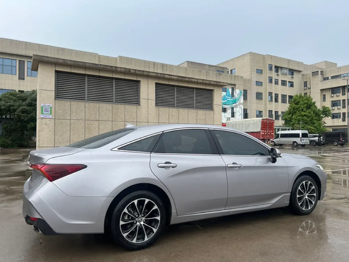 2023 Toyota Avalon 2.0L 177HP L4 CVT,autocango,china used car exporter,china ev exporter,chinese used car exporter,chinese used ev exporter