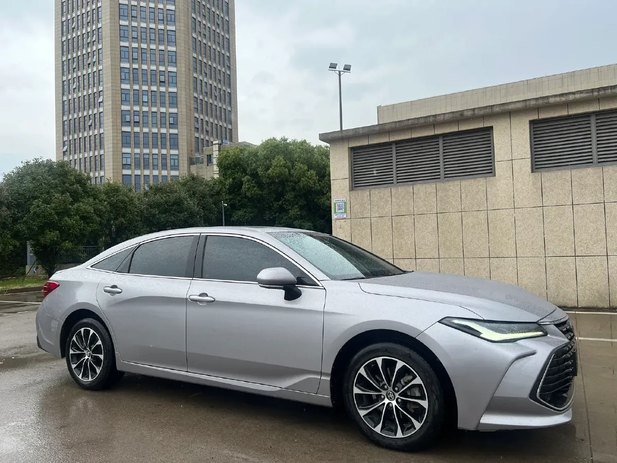2023 Toyota Avalon 2.0L 177HP L4 CVT,autocango,china used car exporter,china ev exporter,chinese used car exporter,chinese used ev exporter