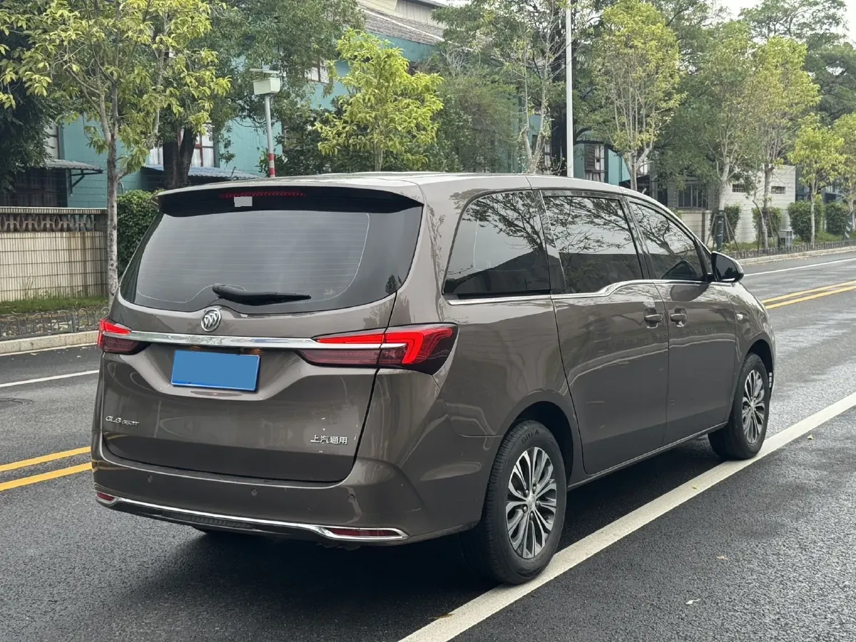 2021 Buick GL8 2.0T 237HP L4 9AT,autocango,china used car exporter,china ev exporter,chinese used car exporter,chinese used ev exporter