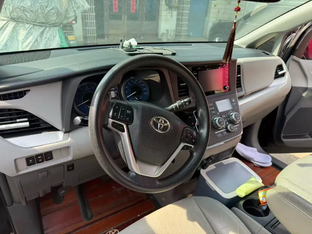 2017 Isuzu Mu-X 3.0T 177HP L4 6AT,autocango,china used car exporter,china ev exporter,chinese used car exporter,chinese used ev exporter