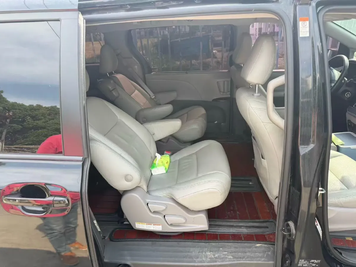 2017 Isuzu Mu-X 3.0T 177HP L4 6AT,autocango,china used car exporter,china ev exporter,chinese used car exporter,chinese used ev exporter