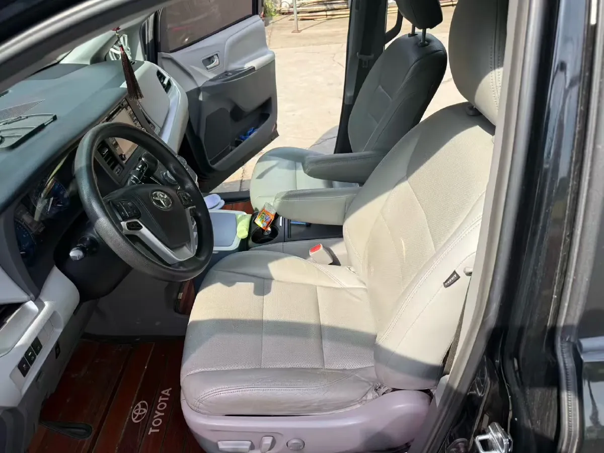 2017 Isuzu Mu-X 3.0T 177HP L4 6AT,autocango,china used car exporter,china ev exporter,chinese used car exporter,chinese used ev exporter