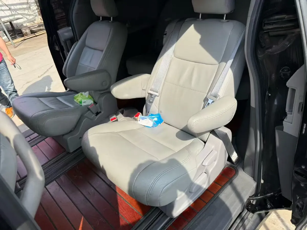2017 Isuzu Mu-X 3.0T 177HP L4 6AT,autocango,china used car exporter,china ev exporter,chinese used car exporter,chinese used ev exporter