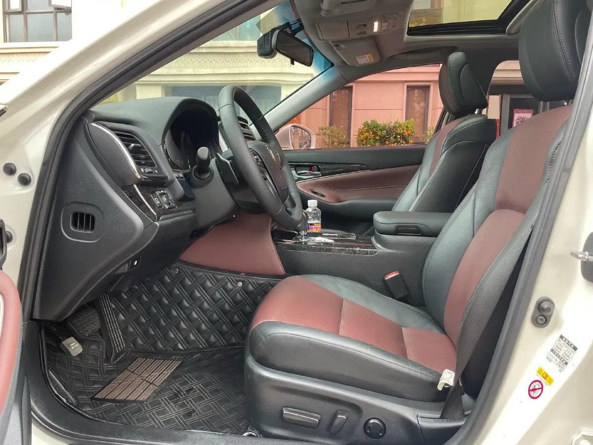 2018 Toyota Highlander 2.0T 220HP L4 6AT,autocango,china used car exporter,china ev exporter,chinese used car exporter,chinese used ev exporter