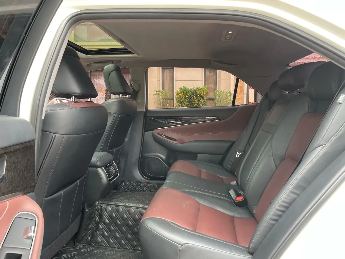 2018 Toyota Highlander 2.0T 220HP L4 6AT,autocango,china used car exporter,china ev exporter,chinese used car exporter,chinese used ev exporter