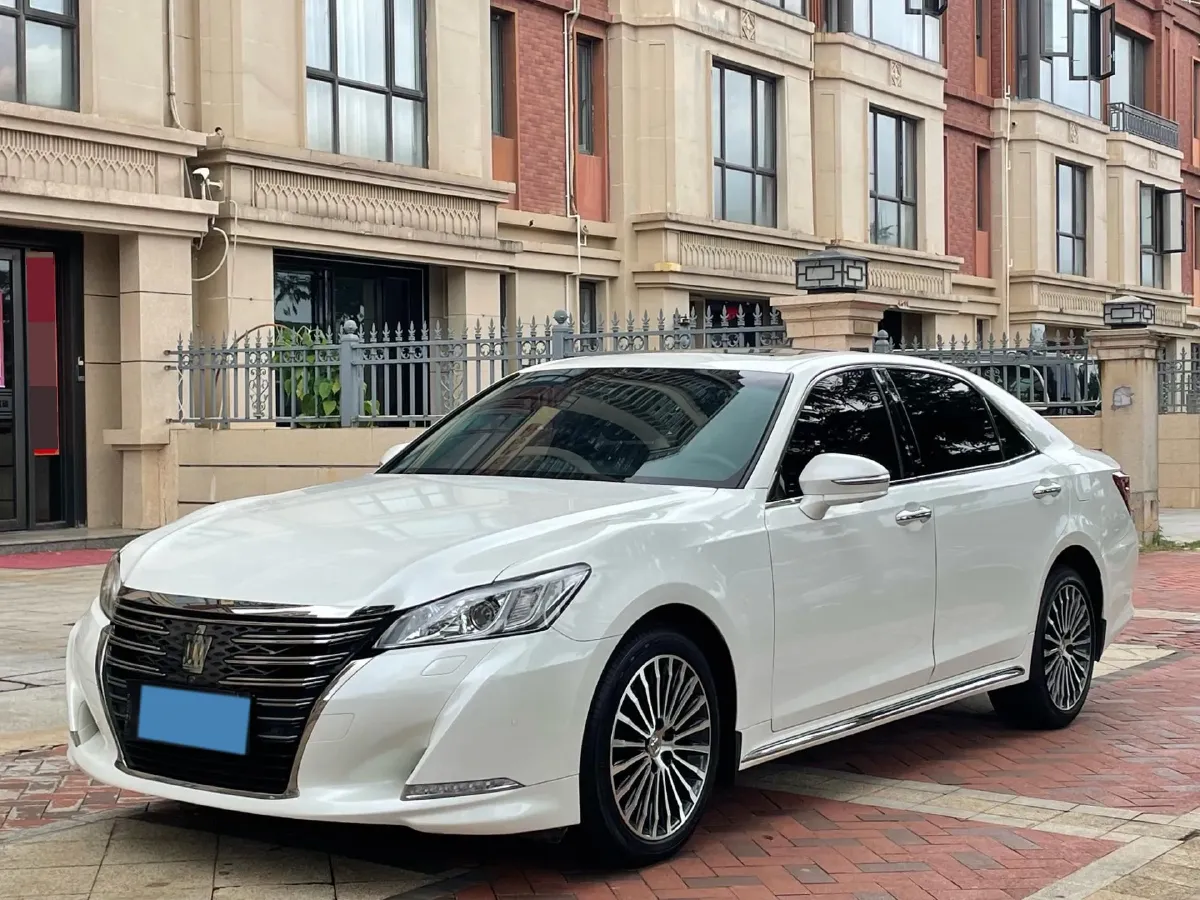 2018 Toyota Highlander 2.0T 220HP L4 6AT,autocango,china used car exporter,china ev exporter,chinese used car exporter,chinese used ev exporter