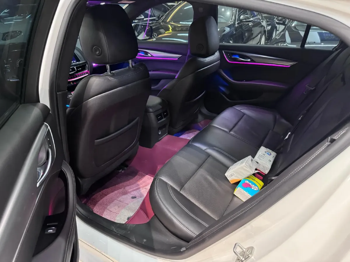 2022 Cadillac CT5 2.0T 237HP L4 10AT,autocango,china used car exporter,china ev exporter,chinese used car exporter,chinese used ev exporter