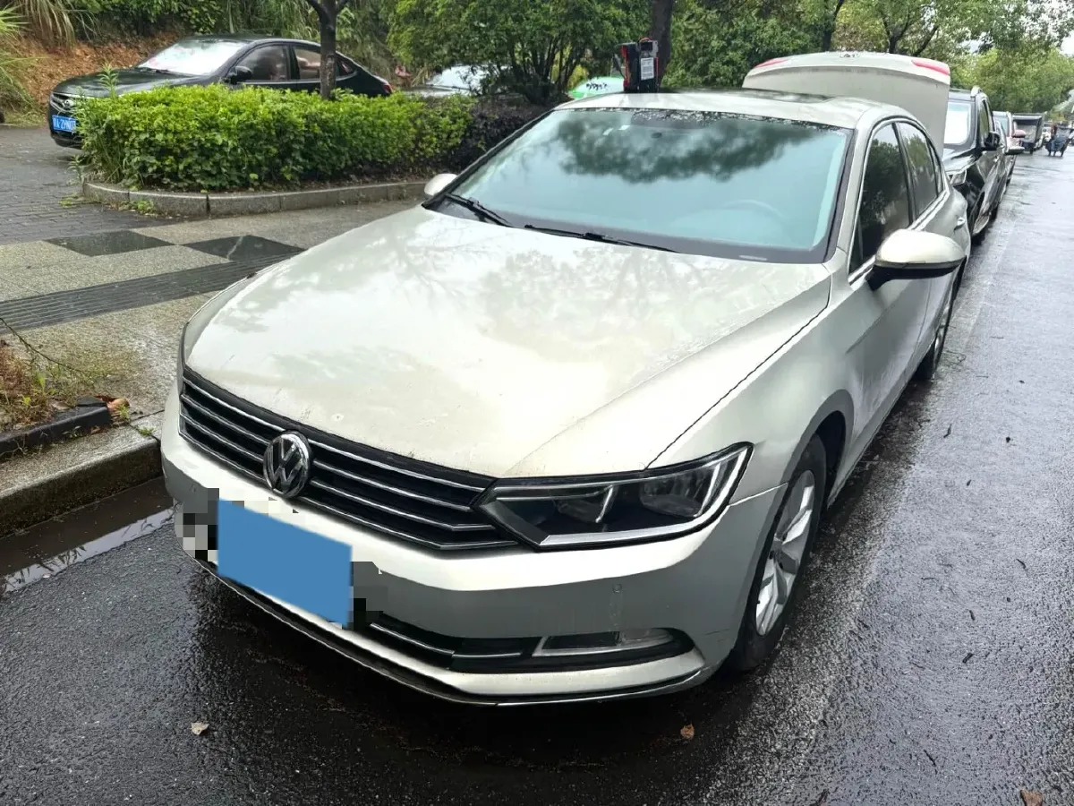 2018 Volkswagen Magotan 1.4T 150HP L4 7DCT,autocango,china used car exporter,china ev exporter,chinese used car exporter,chinese used ev exporter