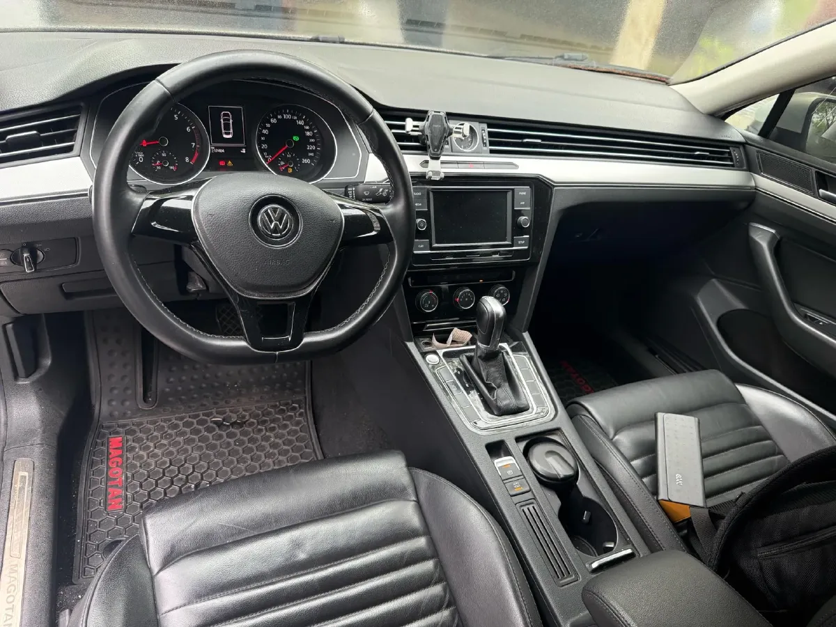 2018 Volkswagen Magotan 1.4T 150HP L4 7DCT,autocango,china used car exporter,china ev exporter,chinese used car exporter,chinese used ev exporter