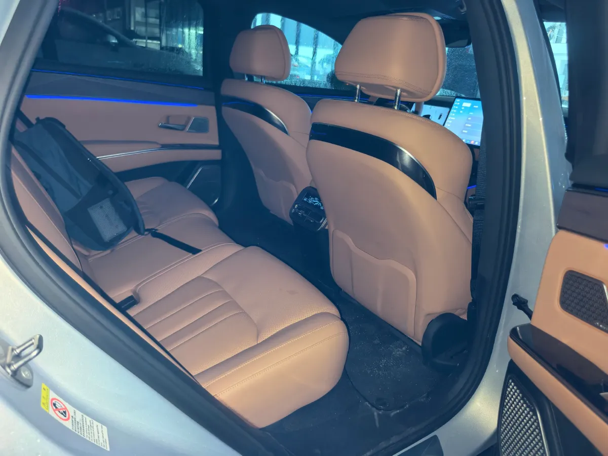 2025 BYD HanL BEV,autocango,china used car exporter,china ev exporter,chinese used car exporter,chinese used ev exporter