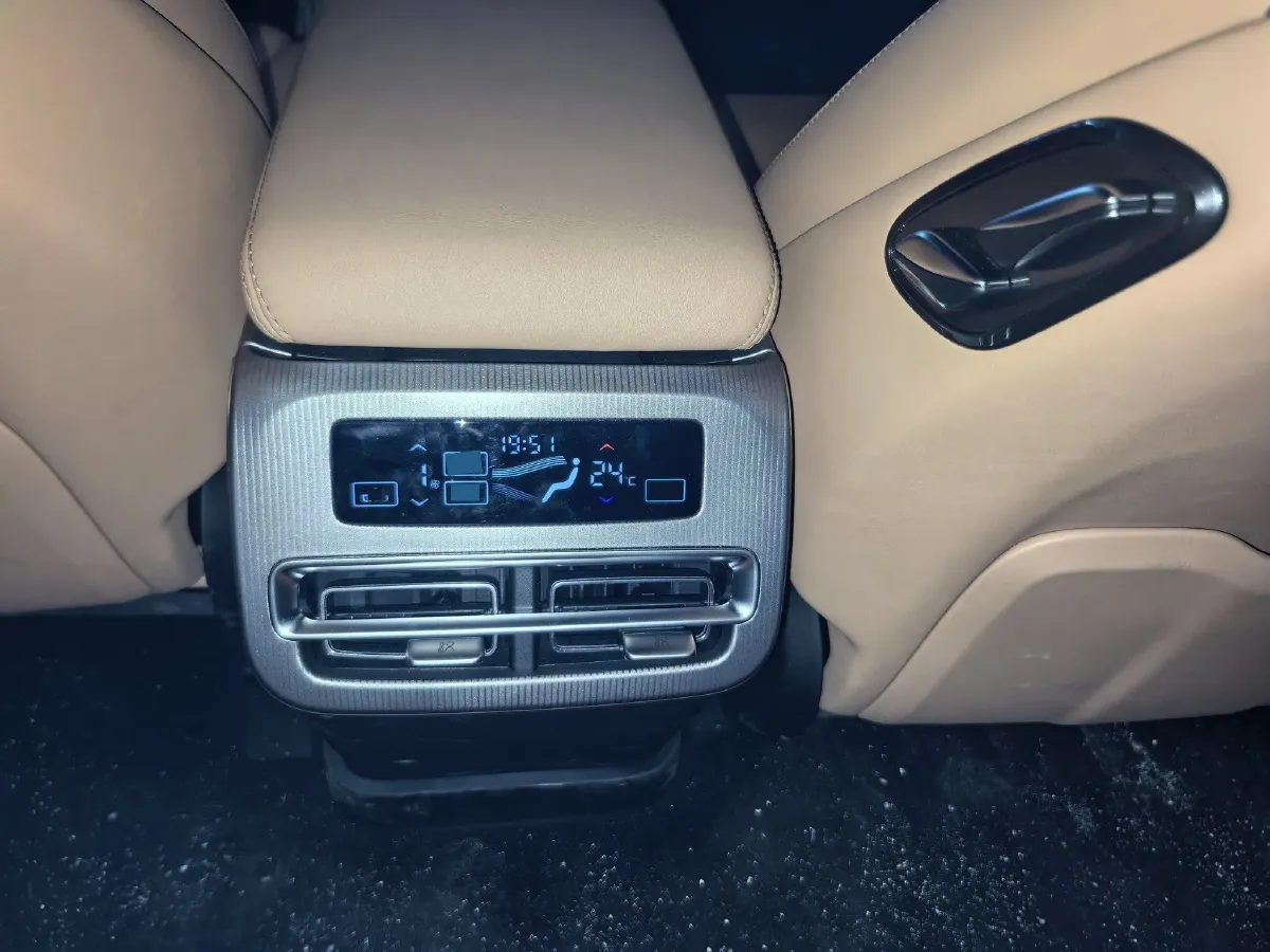 2025 BYD HanL BEV,autocango,china used car exporter,china ev exporter,chinese used car exporter,chinese used ev exporter