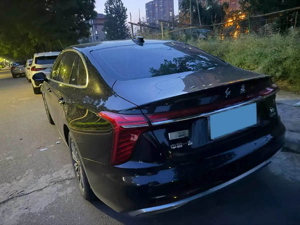 2024 HongQi H5 1.5T 169HP L4 7DCT,autocango,china used car exporter,china ev exporter,chinese used car exporter,chinese used ev exporter