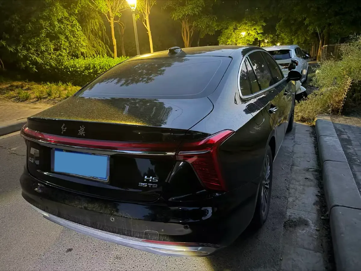 2024 HongQi H5 1.5T 169HP L4 7DCT,autocango,china used car exporter,china ev exporter,chinese used car exporter,chinese used ev exporter