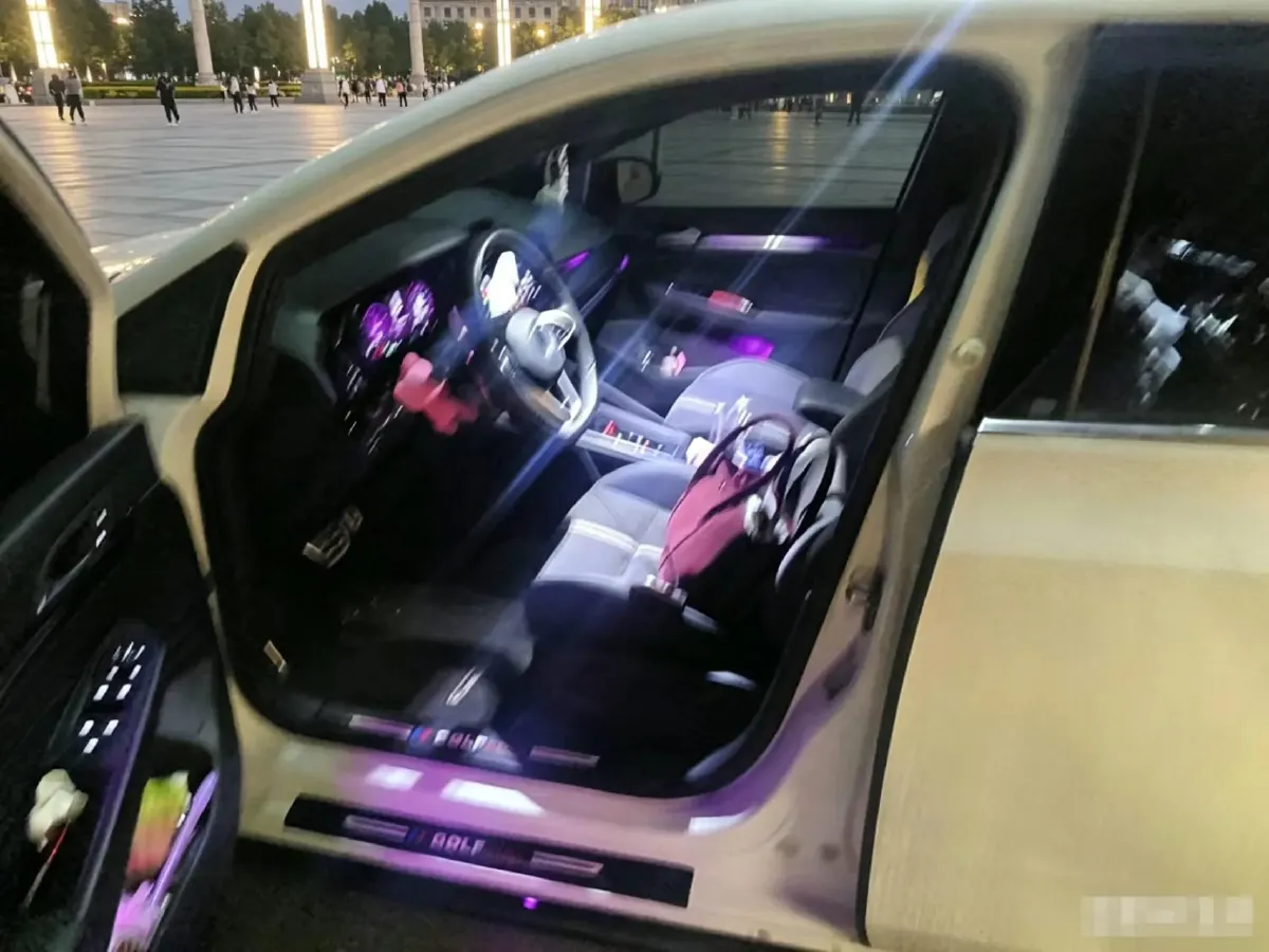 2023 Volkswagen Golf 1.4T 150HP L4 7DCT,autocango,china used car exporter,china ev exporter,chinese used car exporter,chinese used ev exporter