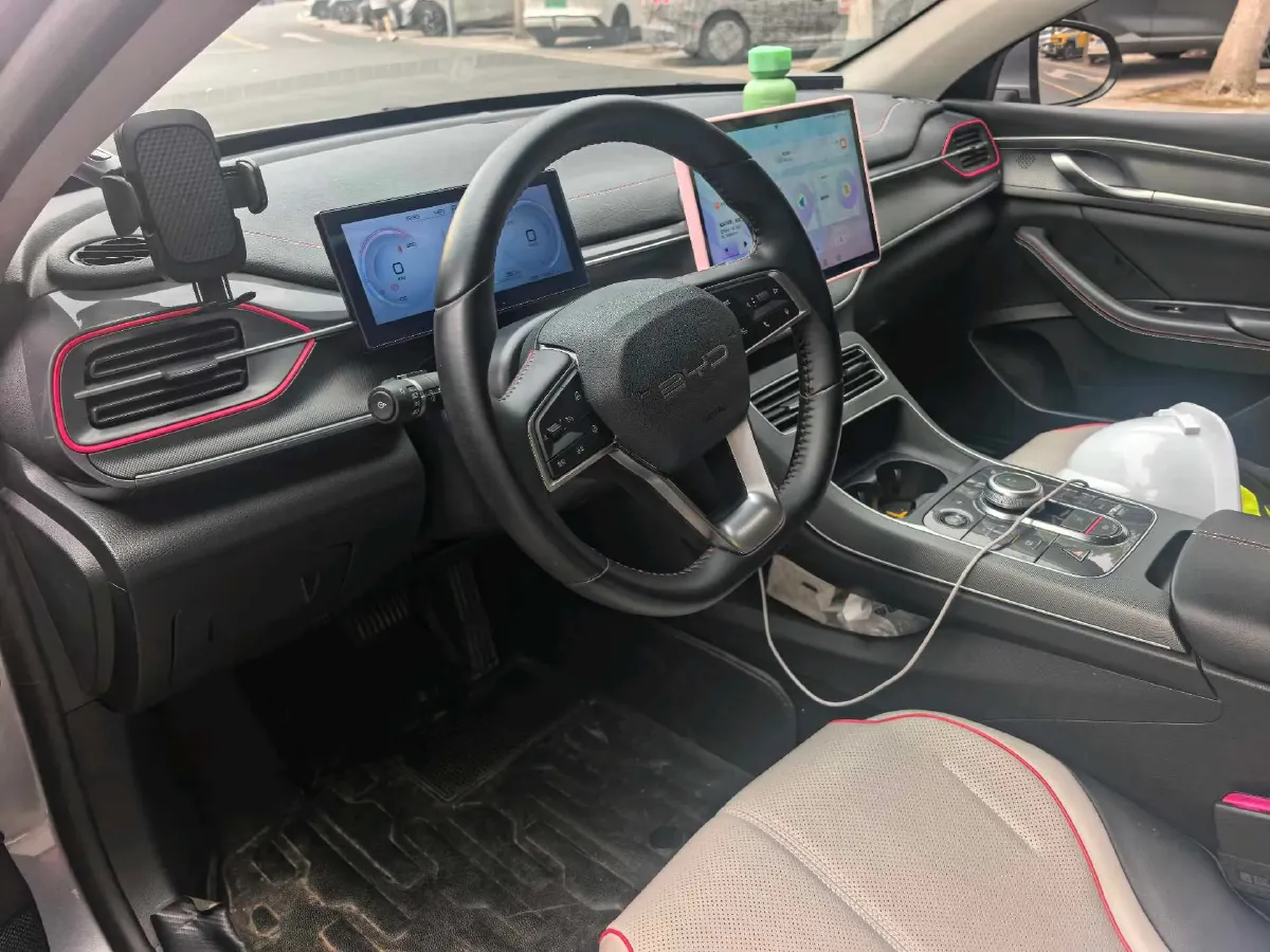 2022 Roewe RX5 MAX 1.5T 181HP L4 6AT,autocango,china used car exporter,china ev exporter,chinese used car exporter,chinese used ev exporter