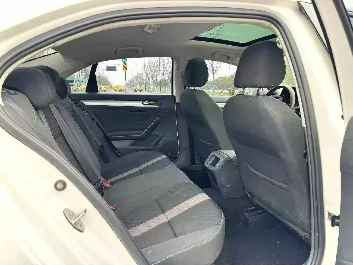 2019 Volkswagen Lamando 1.4T 131HP L4 7DCT,autocango,china used car exporter,china ev exporter,chinese used car exporter,chinese used ev exporter