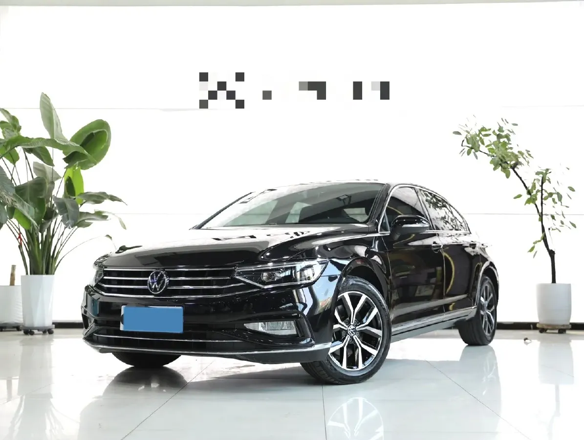 2020 Volkswagen Magotan 2.0T 186HP L4 7DCT,autocango,china used car exporter,china ev exporter,chinese used car exporter,chinese used ev exporter