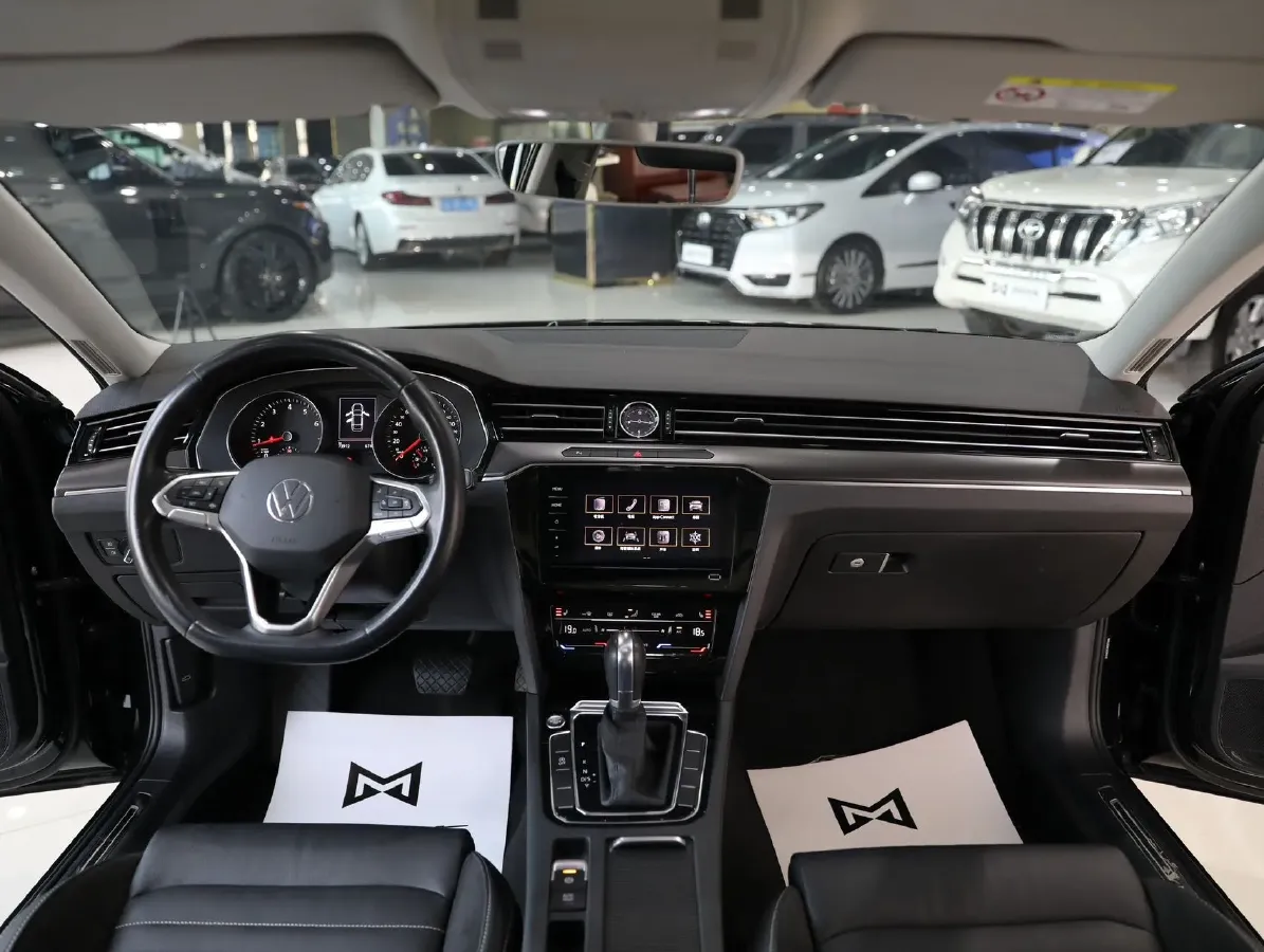 2020 Volkswagen Magotan 2.0T 186HP L4 7DCT,autocango,china used car exporter,china ev exporter,chinese used car exporter,chinese used ev exporter