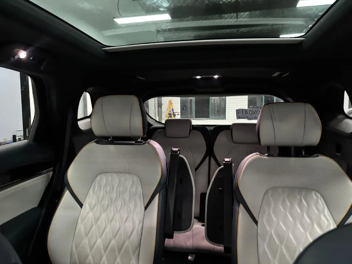 2022 Roewe iMAX8 BEV 90KWH,autocango,china used car exporter,china ev exporter,chinese used car exporter,chinese used ev exporter