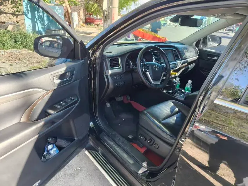 2018 Toyota Highlander 2.0T 220HP L4 6AT,autocango,china used car exporter,china ev exporter,chinese used car exporter,chinese used ev exporter