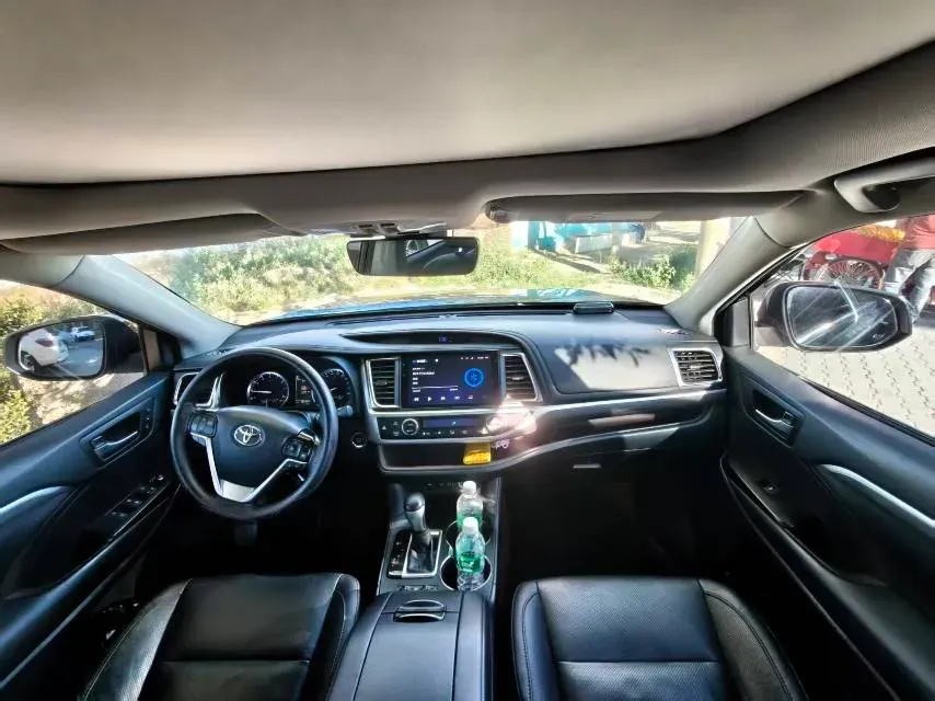 2018 Toyota Highlander 2.0T 220HP L4 6AT,autocango,china used car exporter,china ev exporter,chinese used car exporter,chinese used ev exporter