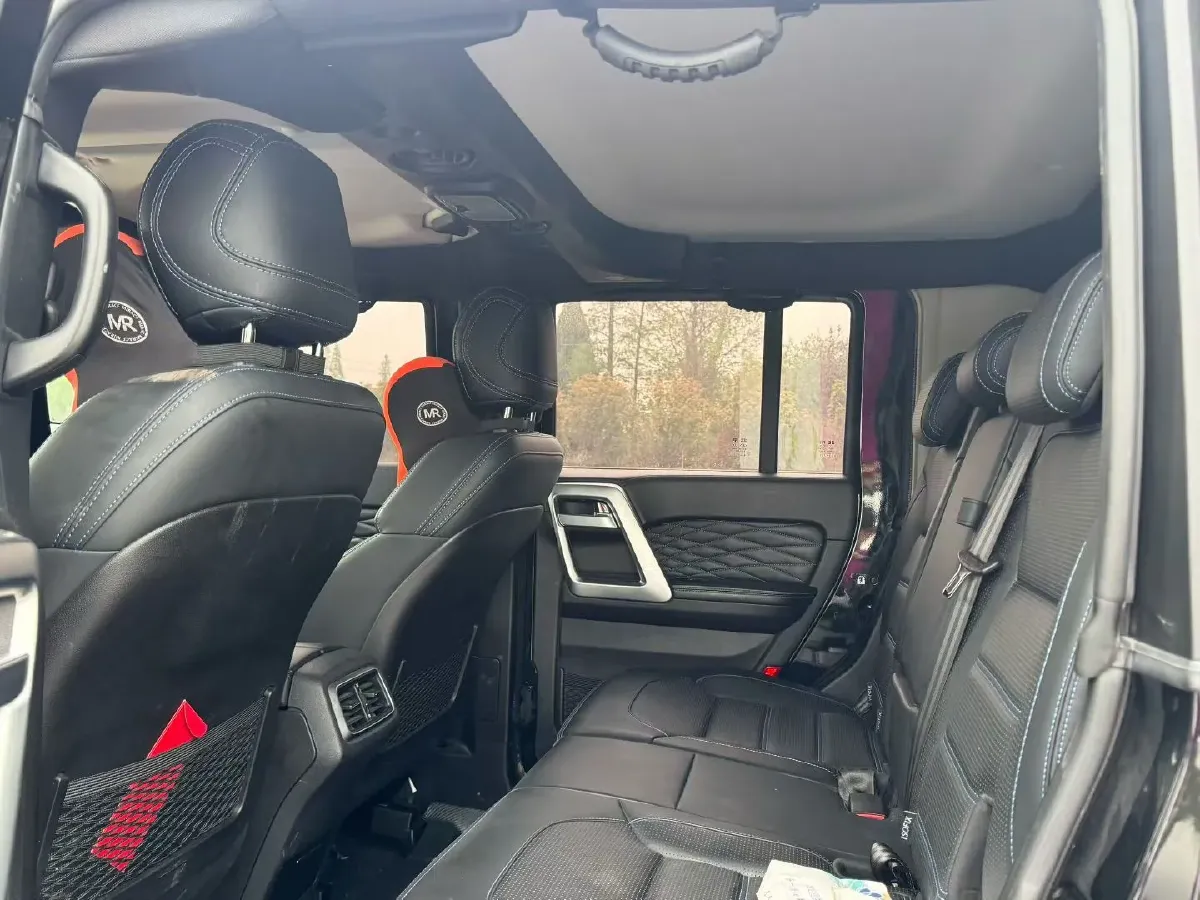 2023 Beijing BJ40 2.0T 224HP L4 8AT,autocango,china used car exporter,china ev exporter,chinese used car exporter,chinese used ev exporter