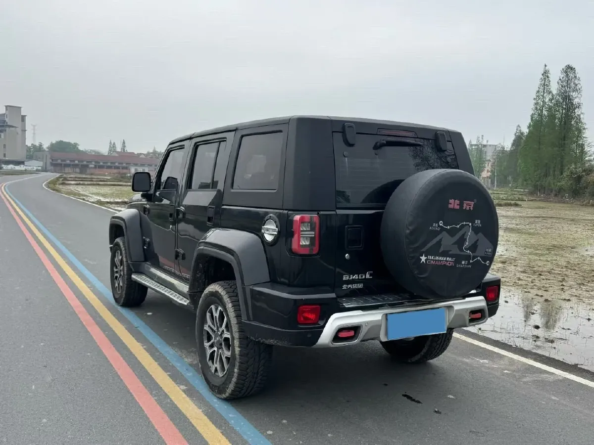 2023 Beijing BJ40 2.0T 224HP L4 8AT,autocango,china used car exporter,china ev exporter,chinese used car exporter,chinese used ev exporter