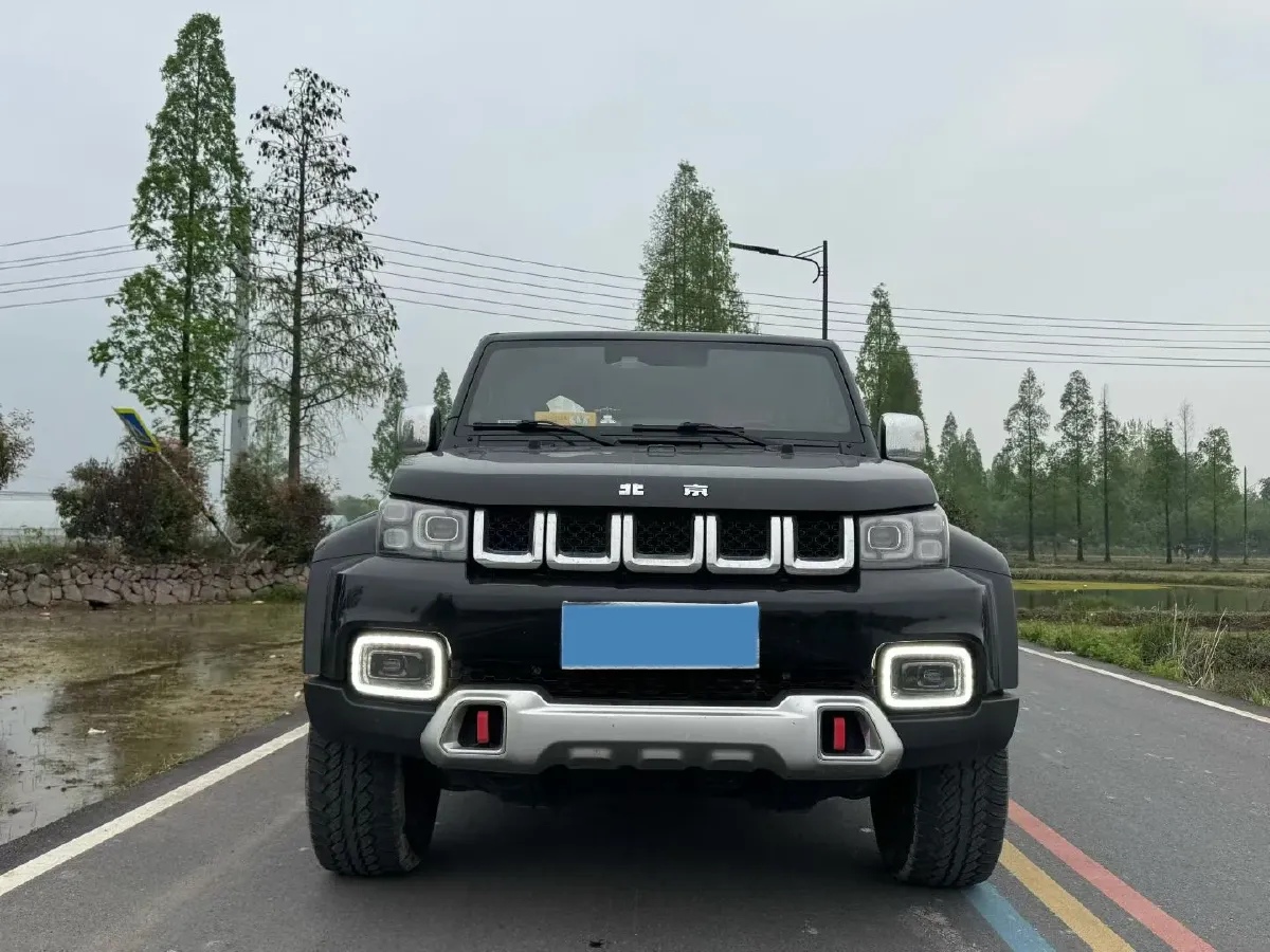 2023 Beijing BJ40 2.0T 224HP L4 8AT,autocango,china used car exporter,china ev exporter,chinese used car exporter,chinese used ev exporter