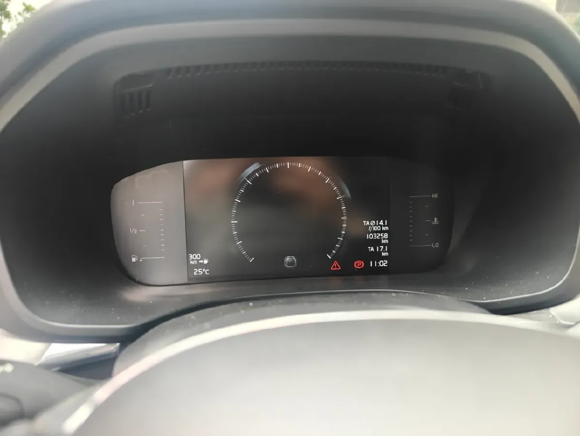 2020 Volvo XC60 2.0T 254HP L4 8AT,autocango,china used car exporter,china ev exporter,chinese used car exporter,chinese used ev exporter