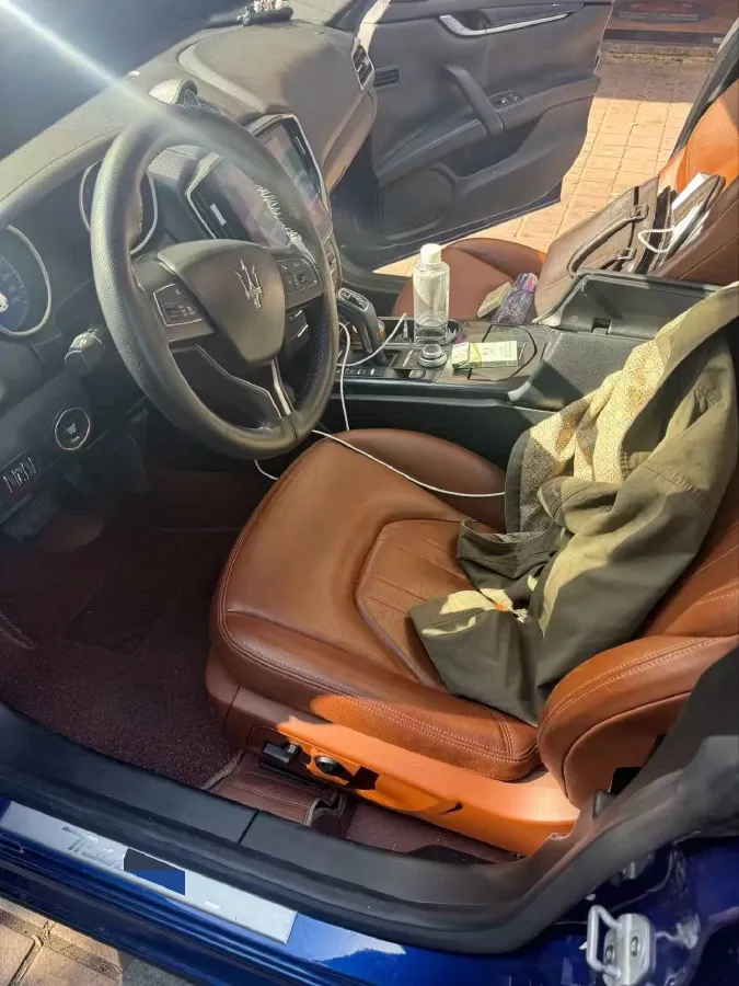 2018 Maserati Ghibli 3.0T 350HP V6 8AT,autocango,china used car exporter,china ev exporter,chinese used car exporter,chinese used ev exporter