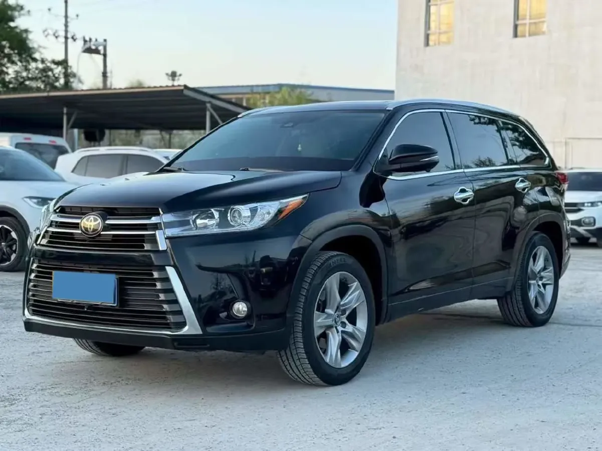 2018 Jeep Grand Commander 2.0T 265HP L4 9AT,autocango,china used car exporter,china ev exporter,chinese used car exporter,chinese used ev exporter