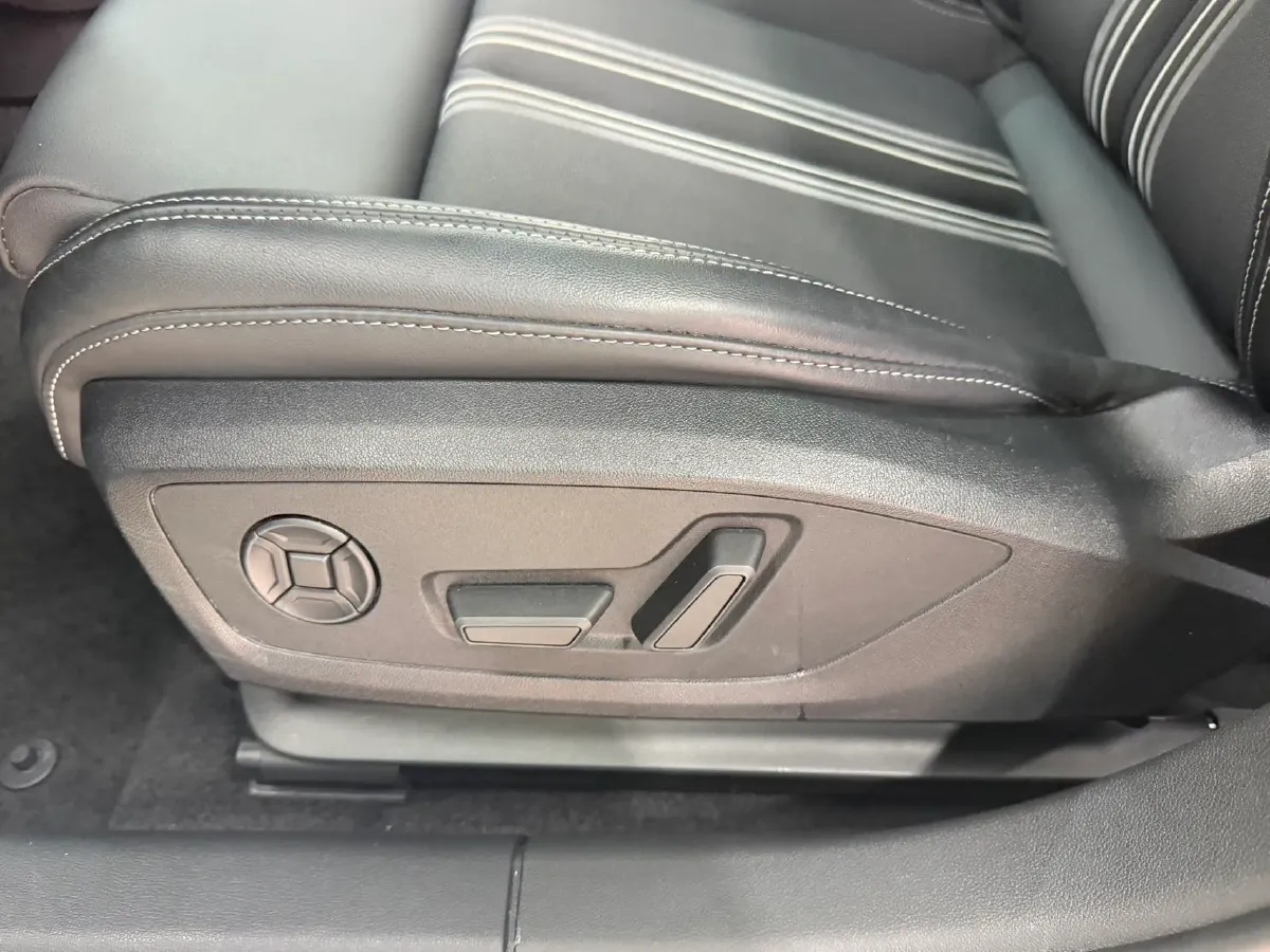 2023 Audi A3 1.4T 150HP L4 7DCT,autocango,china used car exporter,china ev exporter,chinese used car exporter,chinese used ev exporter