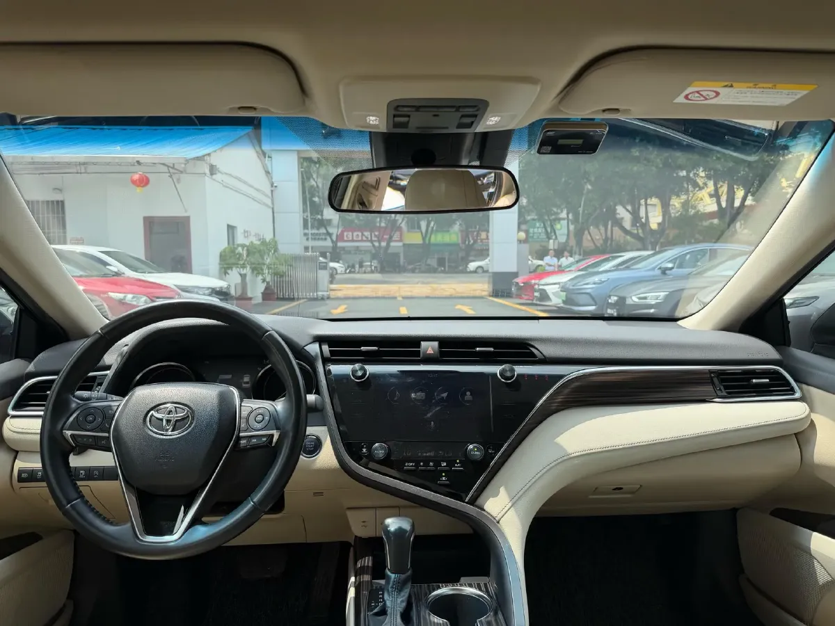 2019 Toyota Camry 2.0L 178HP L4 CVT,autocango,china used car exporter,china ev exporter,chinese used car exporter,chinese used ev exporter