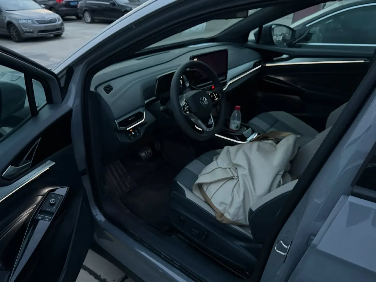 2024 Volkswagen ID.4 Crozz BEV 55.7KWH,autocango,china used car exporter,china ev exporter,chinese used car exporter,chinese used ev exporter