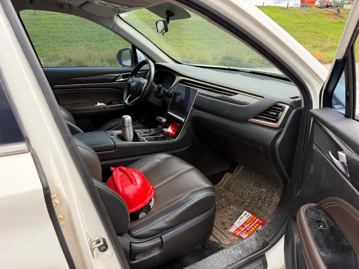 2019 GAC Trumpchi GS5 1.5T 169HP L4 6AT,autocango,china used car exporter,china ev exporter,chinese used car exporter,chinese used ev exporter