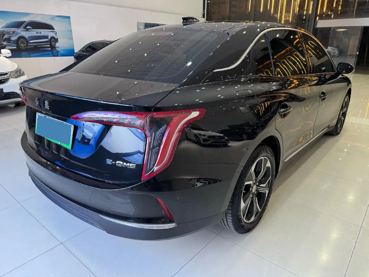 2022 HongQi E-QM5 BEV 54KWH,autocango,china used car exporter,china ev exporter,chinese used car exporter,chinese used ev exporter