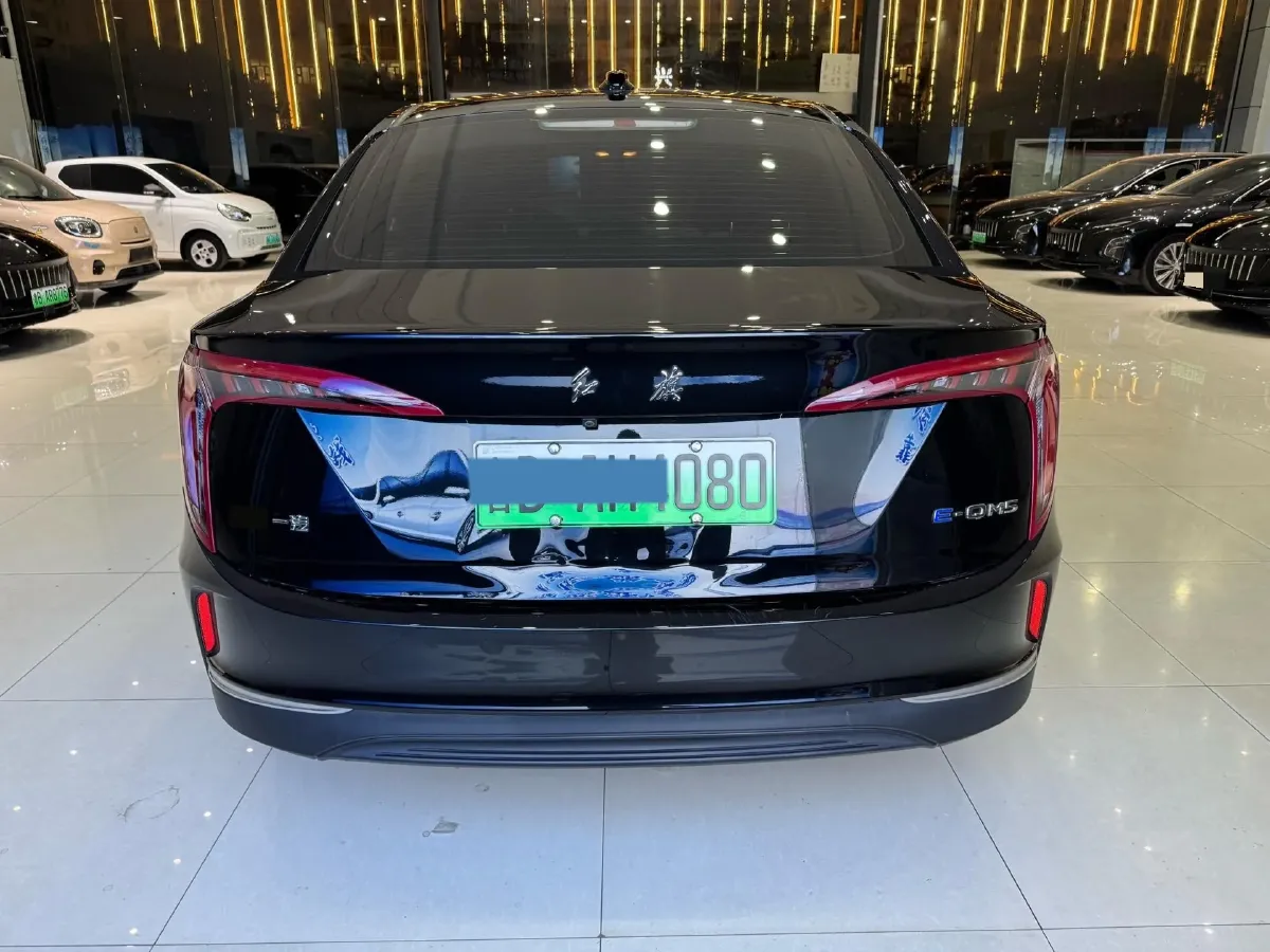 2022 HongQi E-QM5 BEV 54KWH,autocango,china used car exporter,china ev exporter,chinese used car exporter,chinese used ev exporter