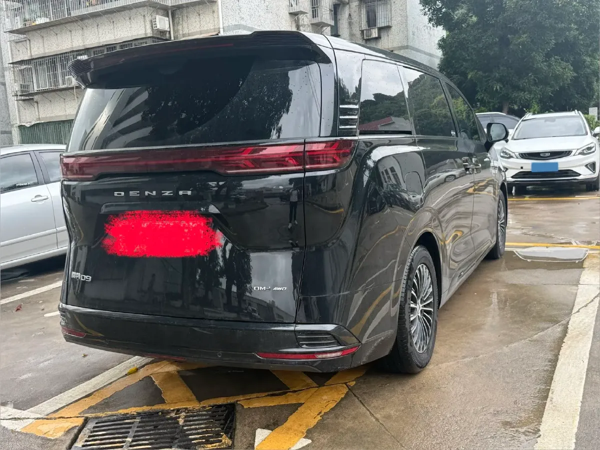 2024 Denza D9 1.5T 139HP L4 E-CVT PHEV 40KWH,autocango,china used car exporter,china ev exporter,chinese used car exporter,chinese used ev exporter