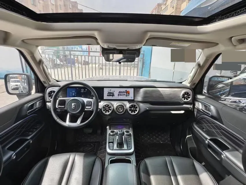 2021 Tank 300 2.0T 227HP L4 8AT,autocango,china used car exporter,china ev exporter,chinese used car exporter,chinese used ev exporter