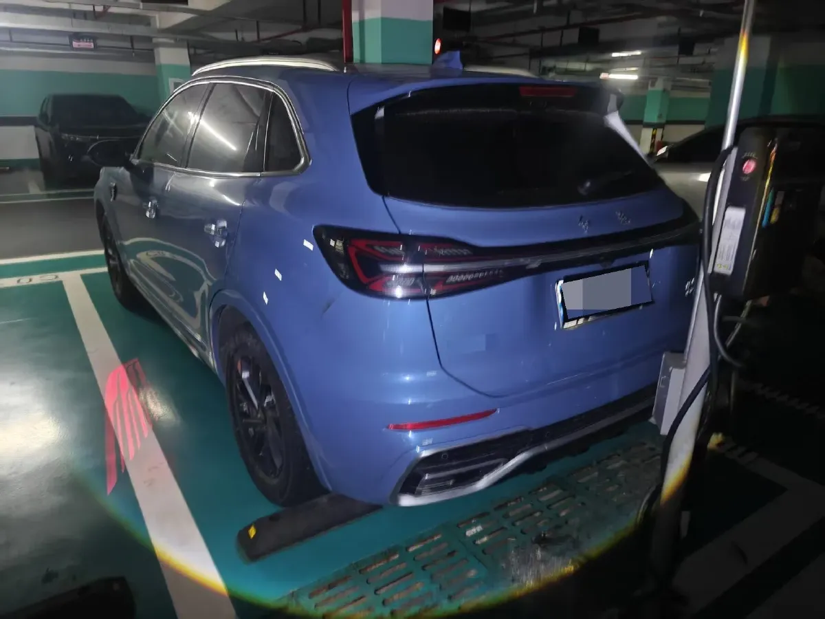 2023 HongQi HS5 2.0T 252HP L4 8AT,autocango,china used car exporter,china ev exporter,chinese used car exporter,chinese used ev exporter