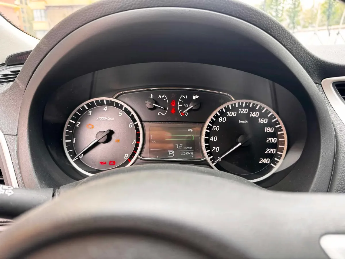 2022 Nissan Sylphy 1.6L 122HP L4 CVT,autocango,china used car exporter,china ev exporter,chinese used car exporter,chinese used ev exporter