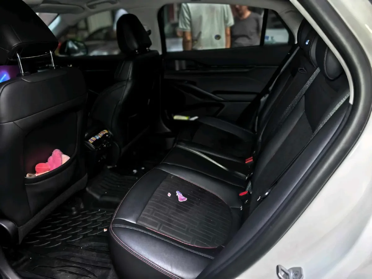 2023 Ford Mondeo 2.0T 254HP L4 8AT,autocango,china used car exporter,china ev exporter,chinese used car exporter,chinese used ev exporter