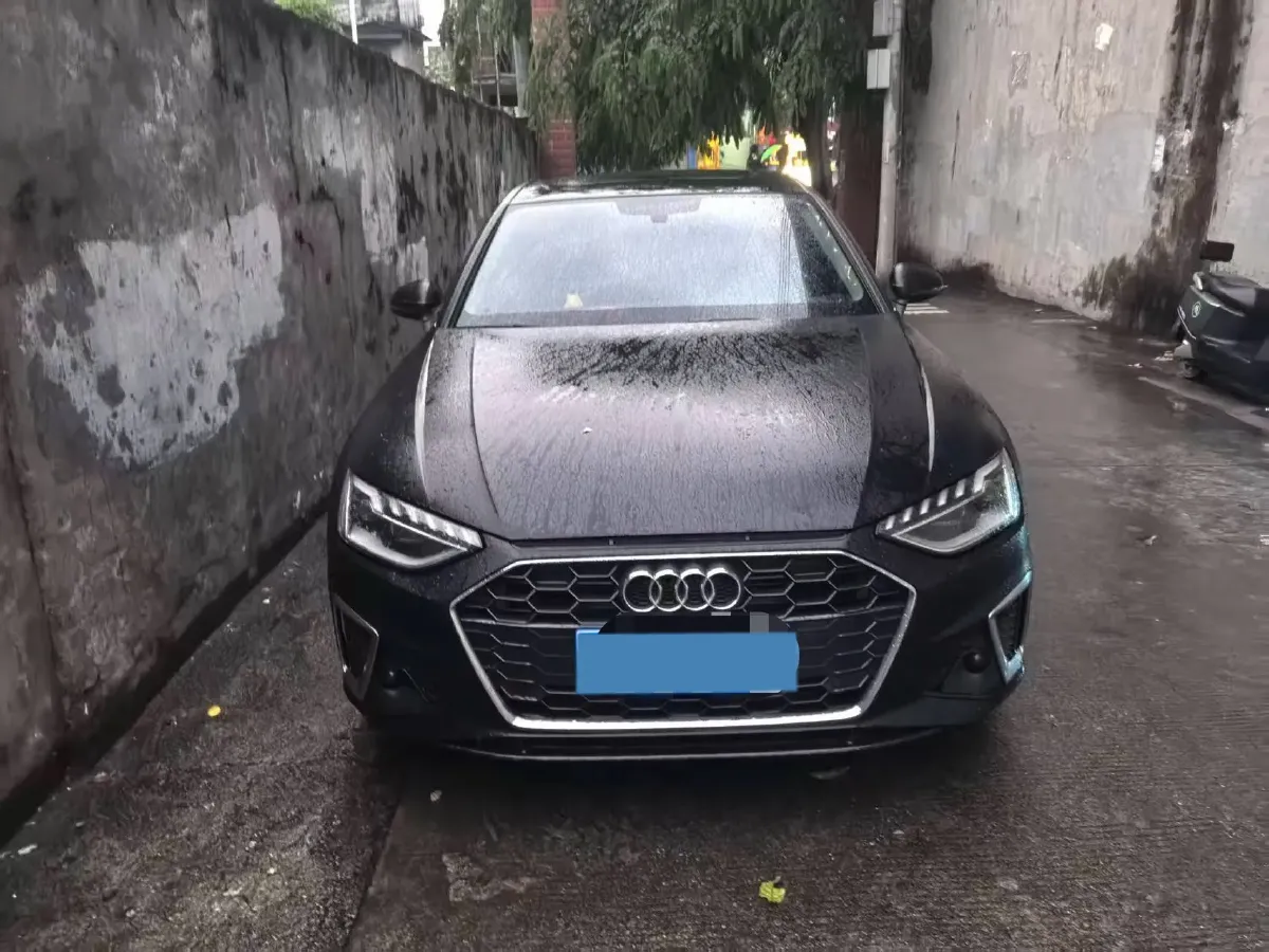 2021 Audi A4L 2.0T 190HP L4 7DCT,autocango,china used car exporter,china ev exporter,chinese used car exporter,chinese used ev exporter