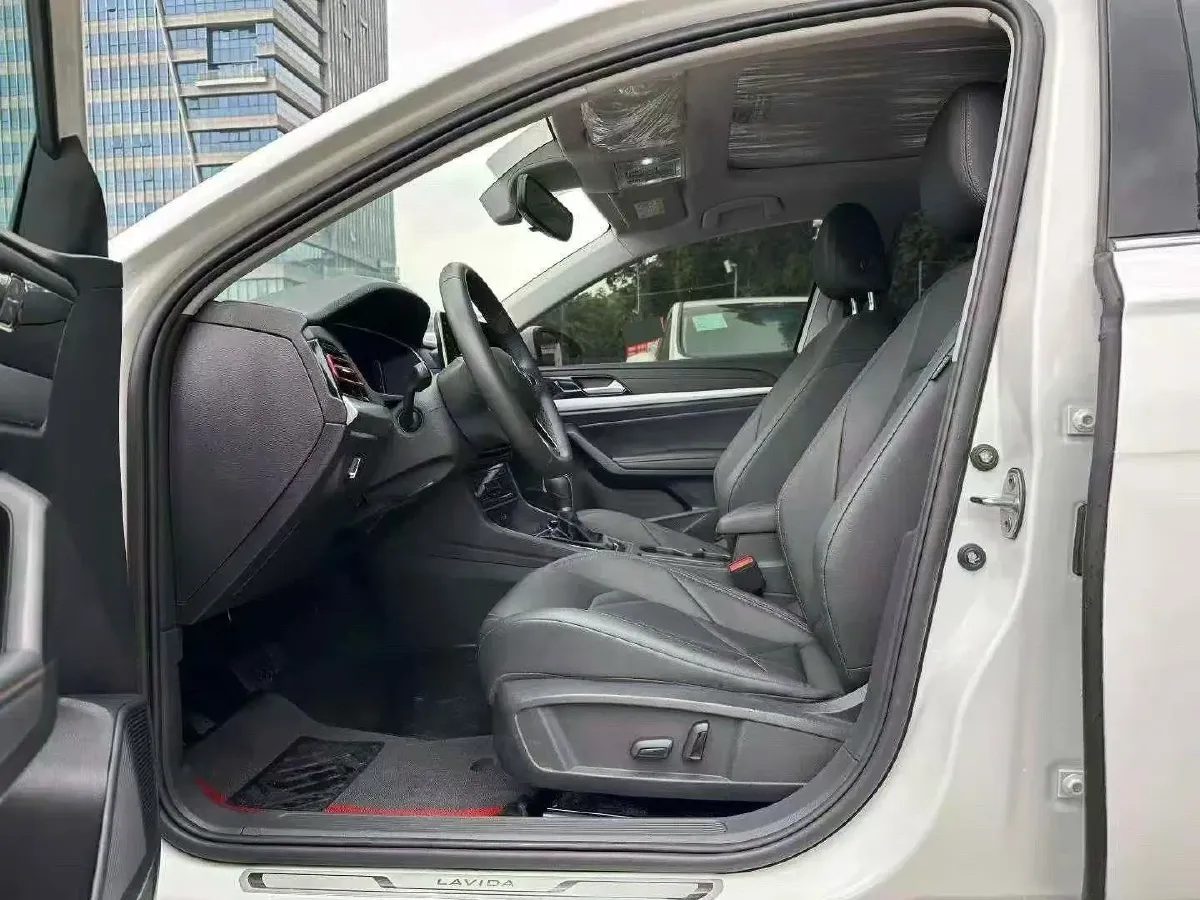 2024 Volkswagen Lavida 1.5T 160HP L4 7DCT,autocango,china used car exporter,china ev exporter,chinese used car exporter,chinese used ev exporter