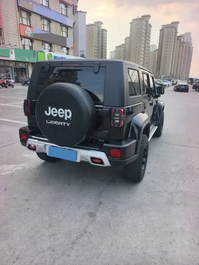 2018 Beijing BJ40 2.0T 204HP L4 5MT,autocango,china used car exporter,china ev exporter,chinese used car exporter,chinese used ev exporter
