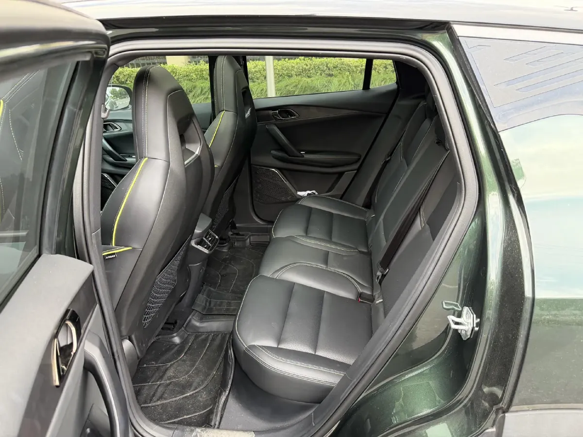 2023 LYNK&CO 03 1.5T 181HP L4 7DCT,autocango,china used car exporter,china ev exporter,chinese used car exporter,chinese used ev exporter