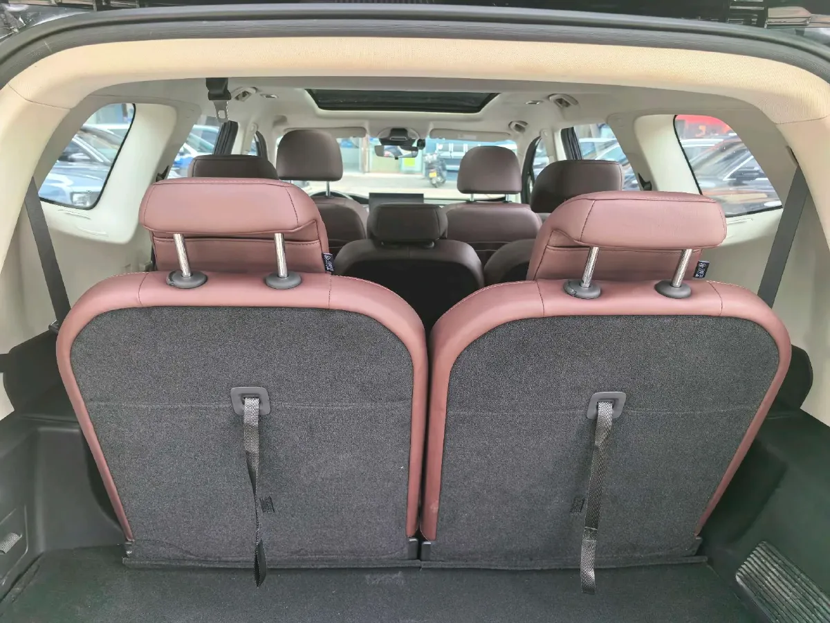 2022 Geely Okavango 1.8T 184HP L4 7DCT,autocango,china used car exporter,china ev exporter,chinese used car exporter,chinese used ev exporter