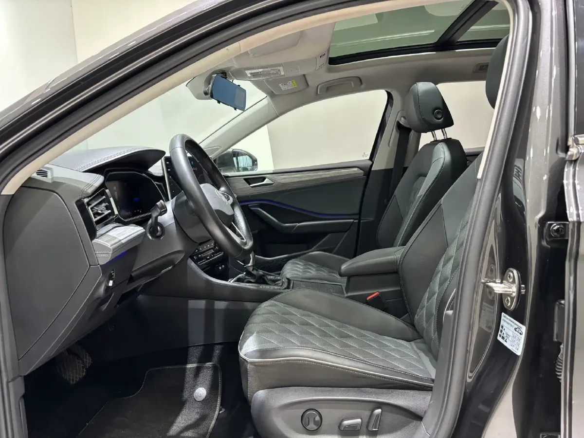 2023 Volkswagen Sagitar 1.4T 150HP L4 7DCT,autocango,china used car exporter,china ev exporter,chinese used car exporter,chinese used ev exporter